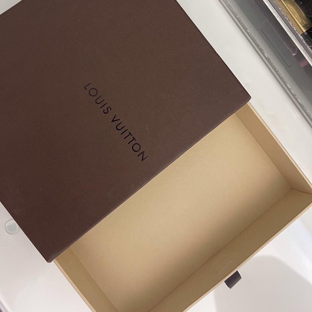 Louis Vuitton wallet box